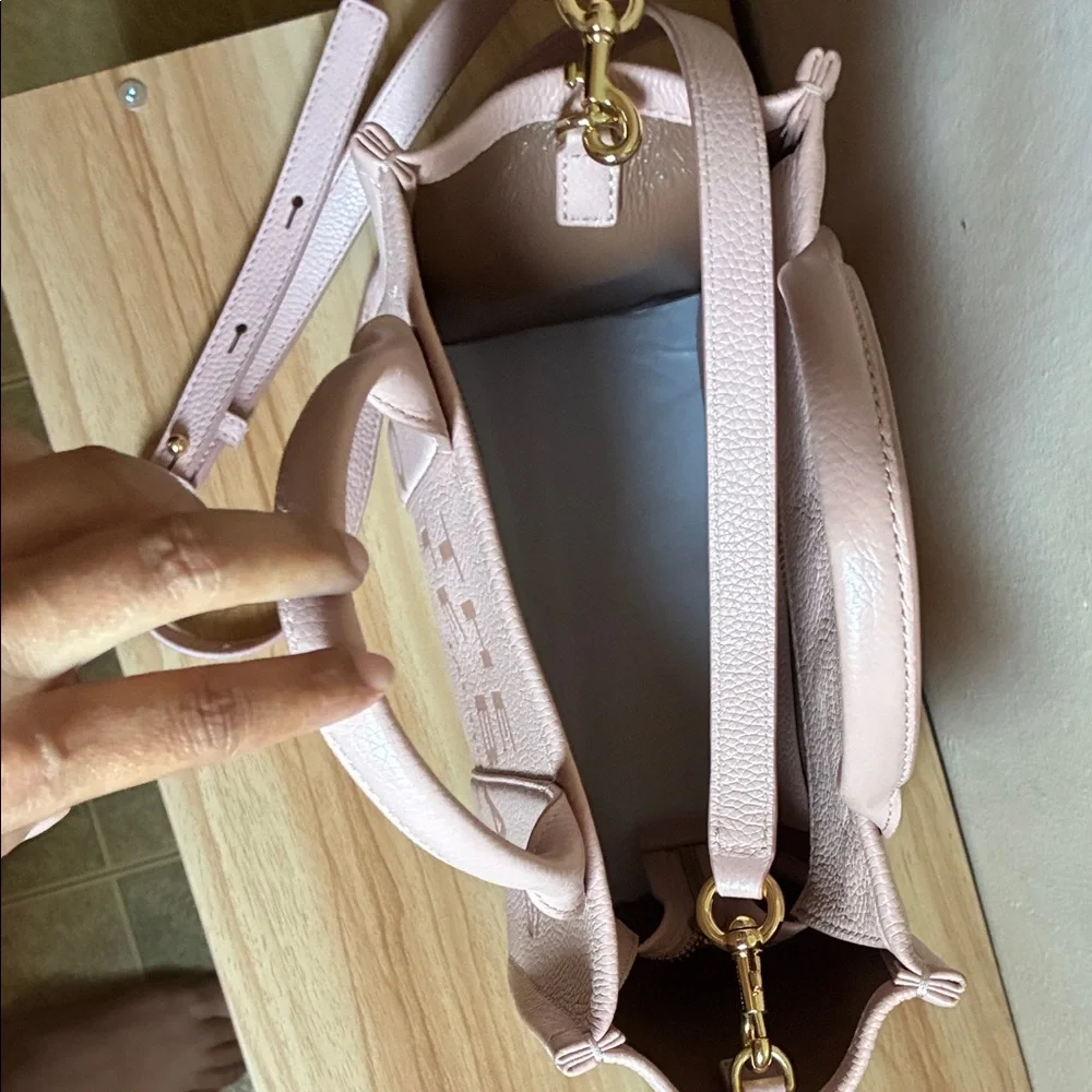 Marc Jacobs Blush Pink Tote Bag Size Mini - Picture 2 of 8